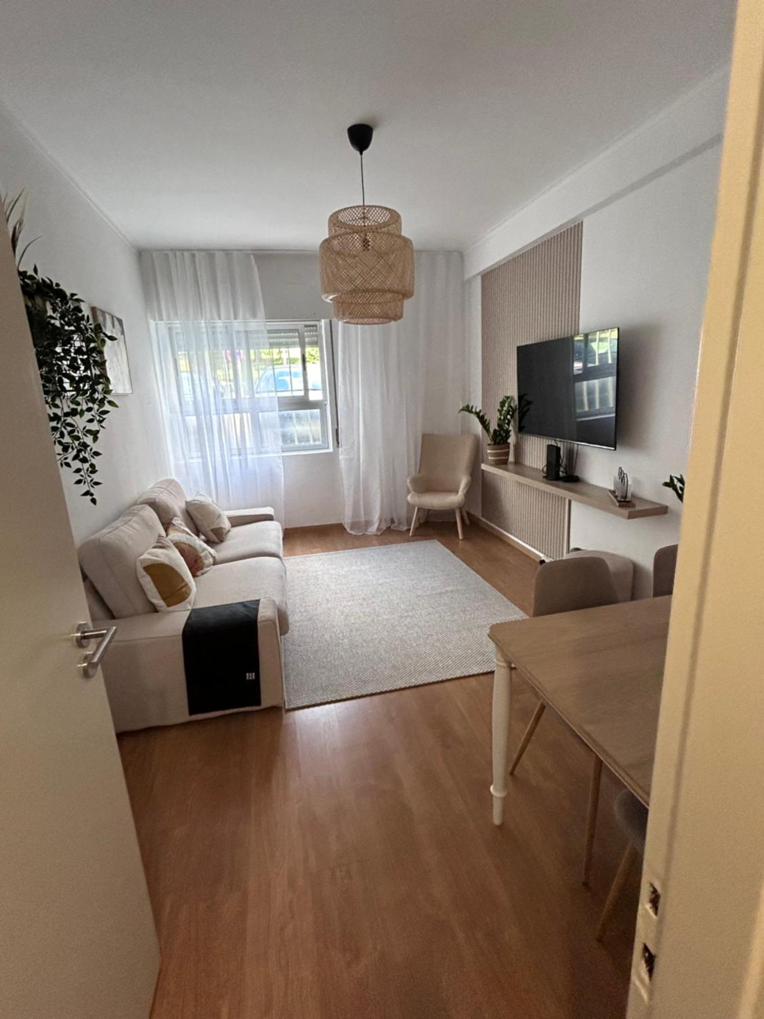 Apartamento Acolhedor Em 쿠엘루즈 외부 사진